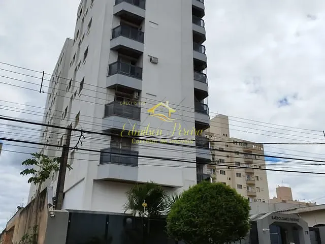 Apartamento com 94m² 3 quartos e 2 banheiros, à venda, no bairro Vila Ipiranga em Londrina
