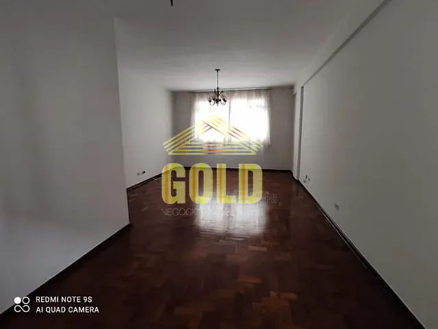 Apartamento com 143m² 3 quartos e 2 banheiros, à venda, no bairro Centro em Londrina