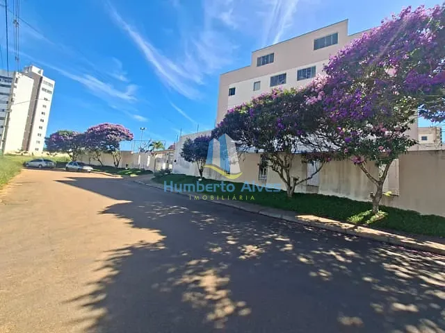 Apartamento 2 quartos e 1 banheiro, para alugar, no bairro Candeias em Vitória da Conquista