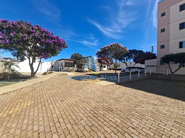 Apartamento 2 quartos e 1 banheiro, para alugar, no bairro Candeias em Vitória da Conquista