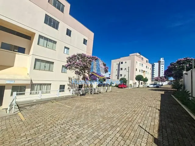 Apartamento 2 quartos e 1 banheiro, para alugar, no bairro Candeias em Vitória da Conquista
