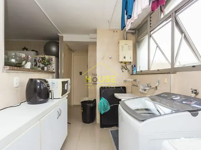 Apartamento com 220m² 3 quartos e 2 banheiros, à venda, no bairro Santa Cecília em São Paulo