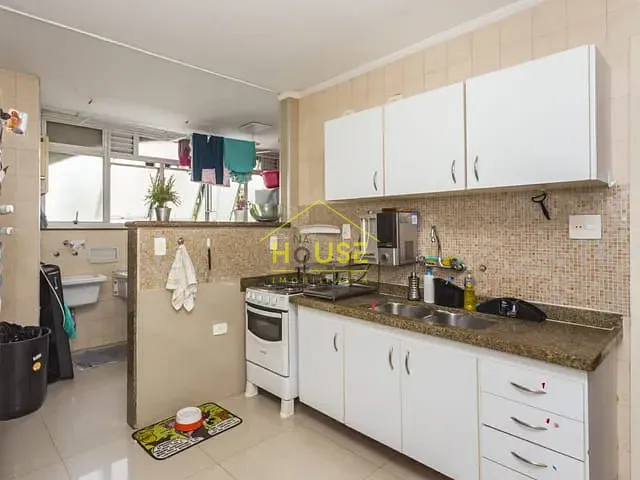 Apartamento com 220m² 3 quartos e 2 banheiros, à venda, no bairro Santa Cecília em São Paulo