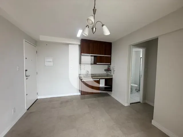 Apartamento 1 quarto e 1 banheiro, à venda, no bairro Barra Funda em São Paulo