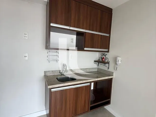 Apartamento 1 quarto e 1 banheiro, à venda, no bairro Barra Funda em São Paulo