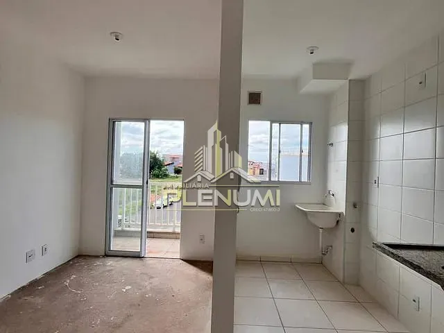 Apartamento 2 quartos e 1 banheiro, à venda, no bairro Jardim Independência em Rio Claro