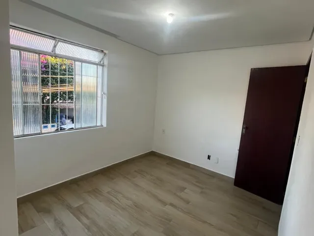 Apartamento 2 quartos e 1 banheiro, à venda, no bairro Progresso em Juiz de Fora