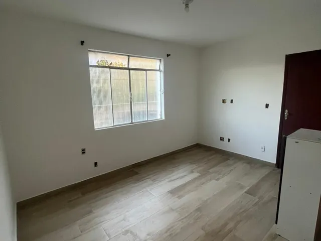 Apartamento 2 quartos e 1 banheiro, à venda, no bairro Progresso em Juiz de Fora