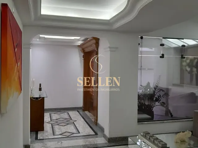 Apartamento 3 quartos e 4 banheiros, à venda, no bairro Centro em Balneário Camboriú