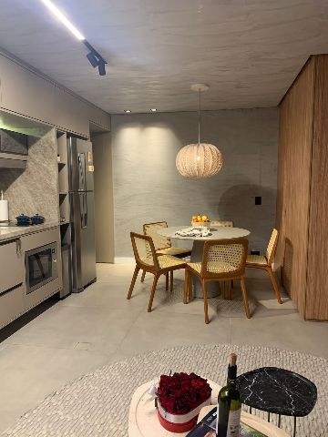Apartamento com 95m² 2 quartos e 1 banheiro, para alugar, no bairro Vila Olímpia em São Paulo