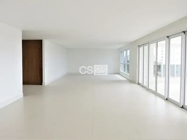 Apartamento com 667m² 4 quartos e 6 banheiros, à venda, no bairro Bela Suiça em Londrina