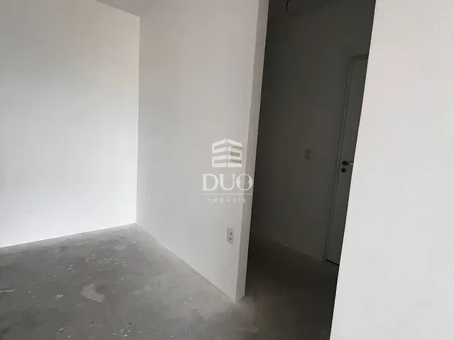 Apartamento à venda, no bairro Alphaville Empresarial em Barueri