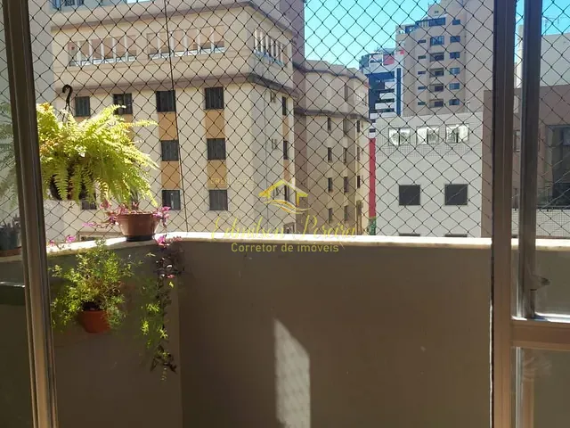 Apartamento com 102m² 3 quartos e 2 banheiros, à venda, no bairro Centro em Londrina
