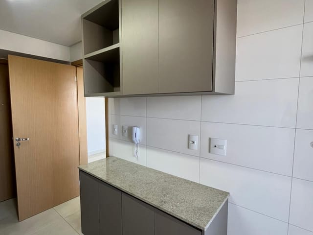 Apartamento com 91m² 3 quartos e 1 banheiro, para alugar, no bairro Jardim Goiás em Goiânia