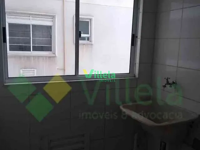 Apartamento 2 quartos e 1 banheiro, à venda, no bairro Vila São Carlos em Itaquaquecetuba