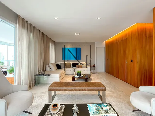 Apartamento com 225m² 3 quartos e 5 banheiros, à venda, no bairro Cidade Monções em São Paulo