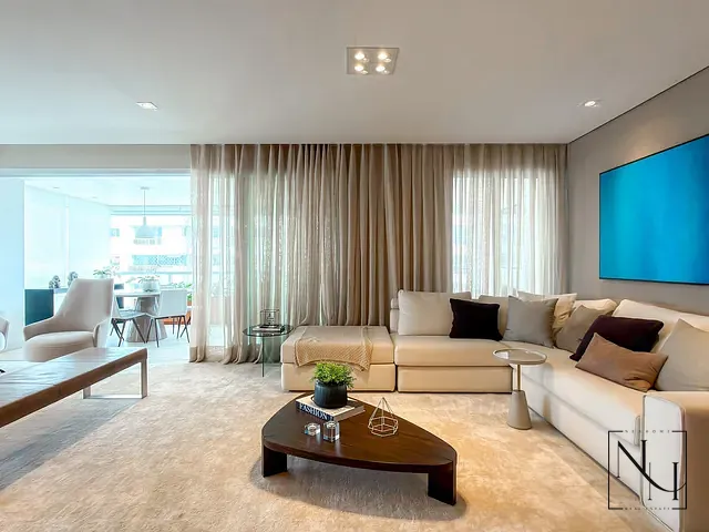 Apartamento com 225m² 3 quartos e 5 banheiros, à venda, no bairro Cidade Monções em São Paulo