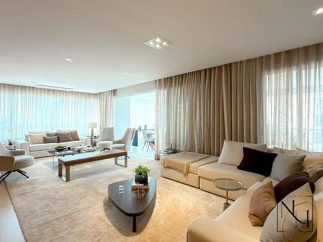 Apartamento com 225m² 3 quartos e 5 banheiros, à venda, no bairro Cidade Monções em São Paulo