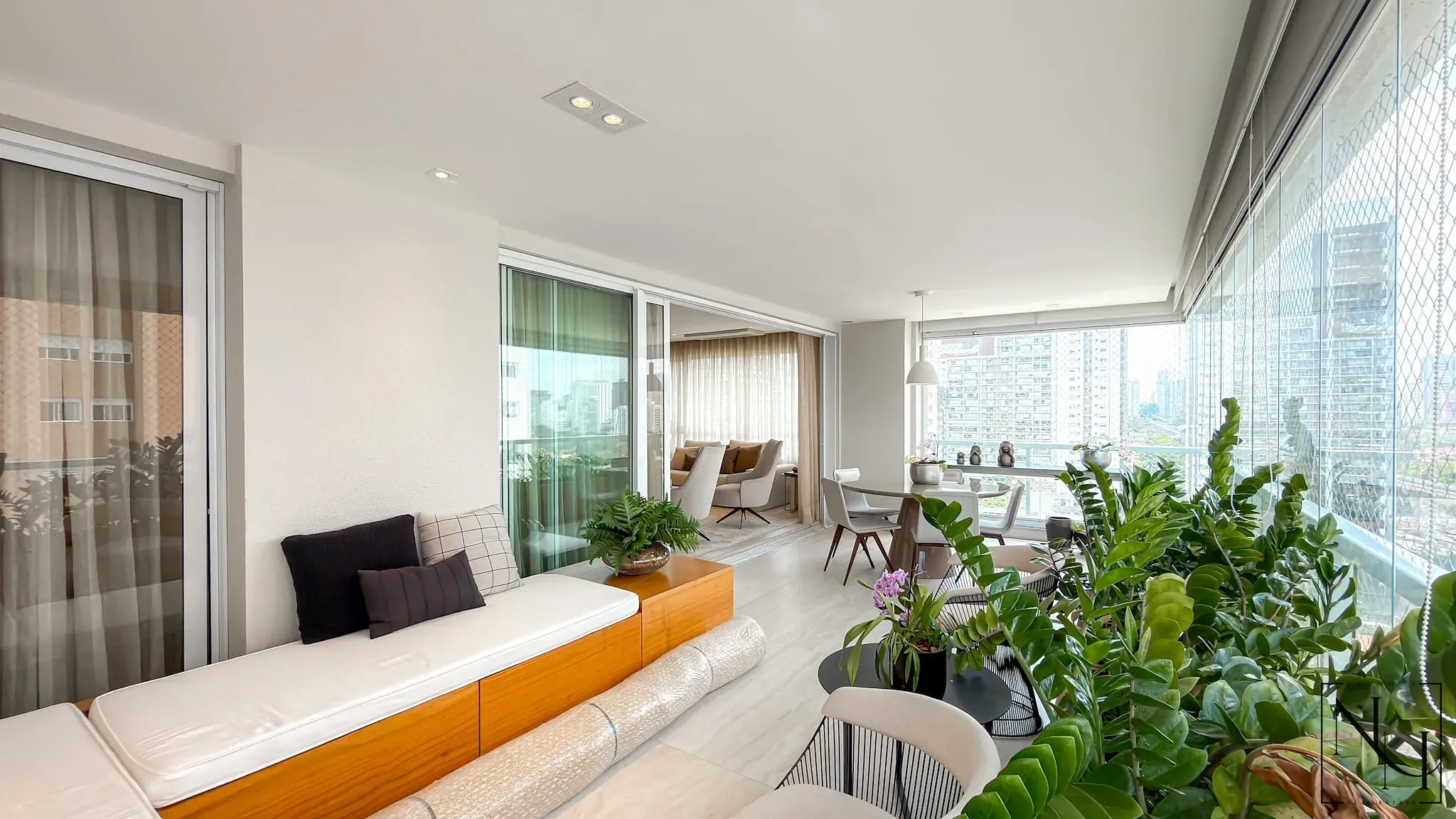 Apartamento, 3 quartos, 225 m² - Foto 11