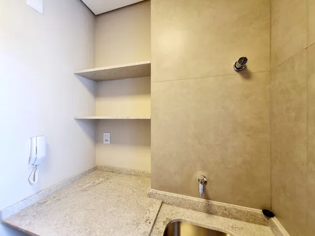 Apartamento com 196m² 2 quartos e 3 banheiros, para alugar, no bairro Santa Rosa em Londrina