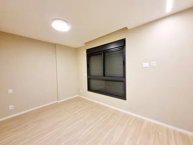 Apartamento com 196m² 2 quartos e 3 banheiros, para alugar, no bairro Santa Rosa em Londrina