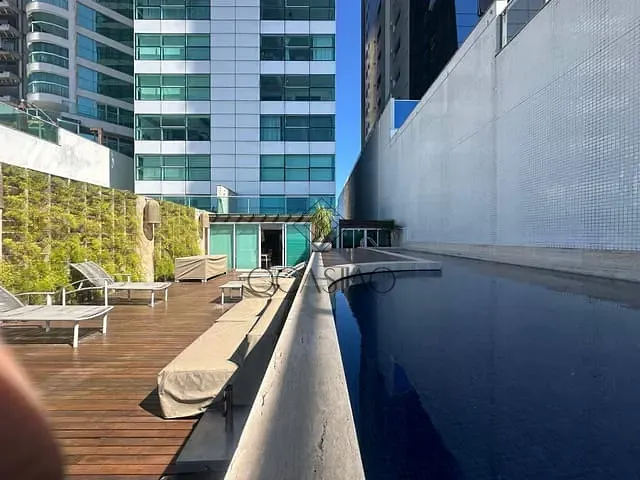 Apartamento 3 quartos e 3 banheiros, para alugar, no bairro Centro em Balneário Camboriú