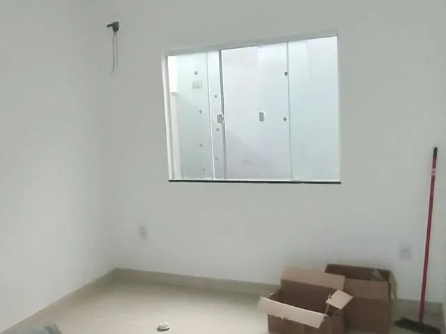 Apartamento 2 quartos e 2 banheiros, à venda, no bairro Jardim Campomar em Rio das Ostras