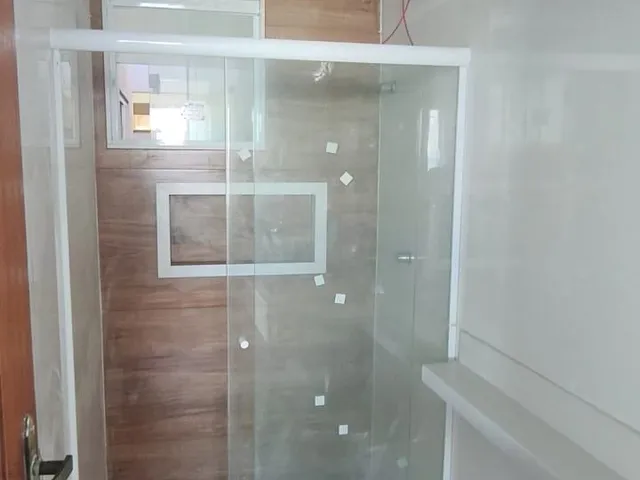 Apartamento 2 quartos e 2 banheiros, à venda, no bairro Jardim Campomar em Rio das Ostras