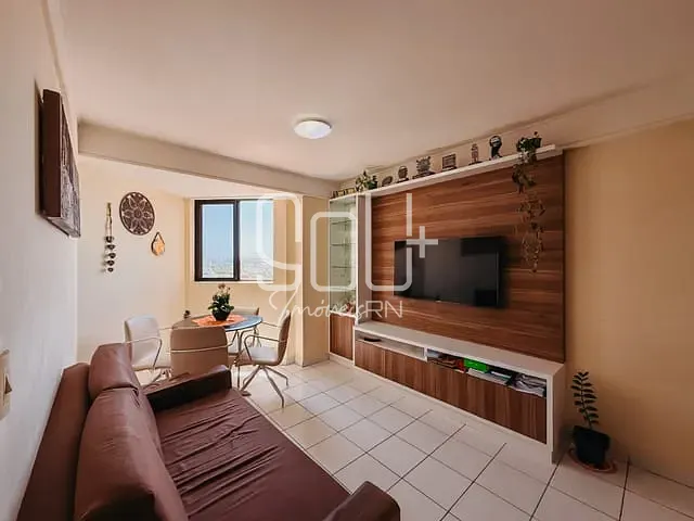 Apartamento 2 quartos e 2 banheiros, à venda, no bairro Ponta Negra em Natal
