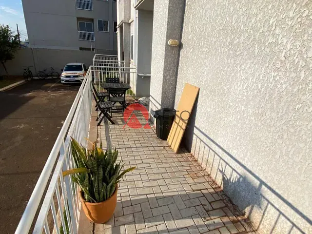Apartamento 2 quartos e 1 banheiro, para alugar, no bairro Jardim Gralha Azul em Sarandi