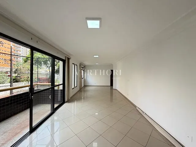 Apartamento com 262m² 4 quartos e 5 banheiros, à venda ou para alugar, no bairro Centro em Londrina