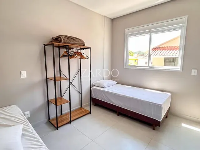 Apartamento 2 quartos e 2 banheiros, à venda, no bairro Palmas em Governador Celso Ramos