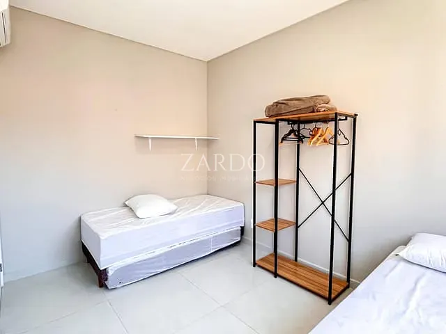 Apartamento 2 quartos e 2 banheiros, à venda, no bairro Palmas em Governador Celso Ramos