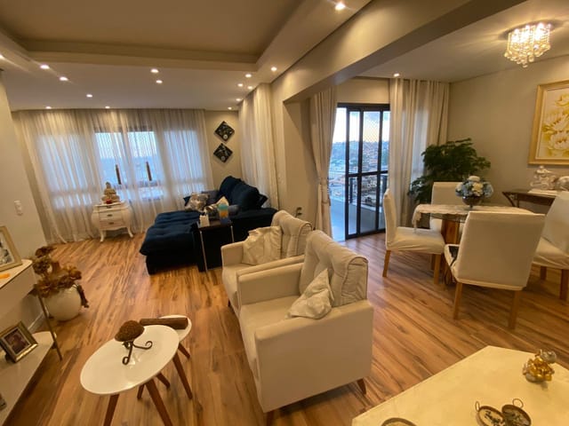 Apartamento 4 quartos e 3 banheiros, à venda, no bairro Vila Galvão em Guarulhos
