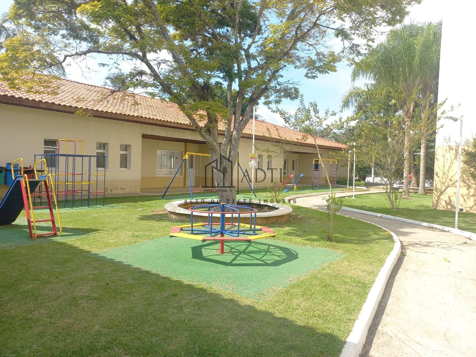 Apartamento à venda com 3 quartos, 64m² - Foto 33