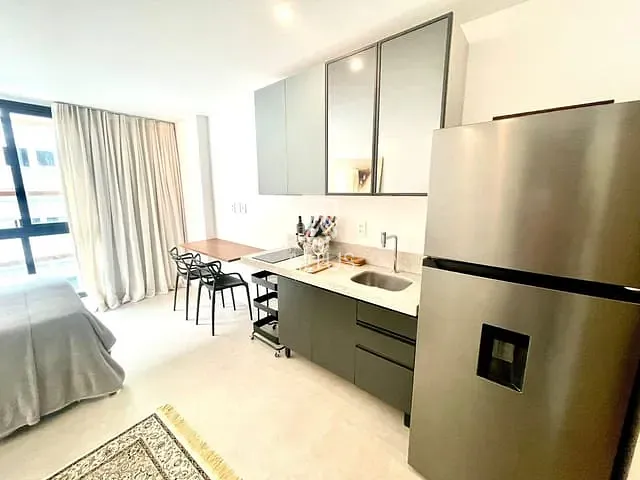 Apartamento 1 quarto e 1 banheiro, para alugar, no bairro Vitória em Salvador