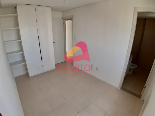 Apartamento 2 quartos e 2 banheiros, à venda, no bairro Madalena em Recife