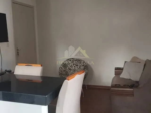 Apartamento 2 quartos e 1 banheiro, à venda, no bairro Borboleta em Juiz de Fora