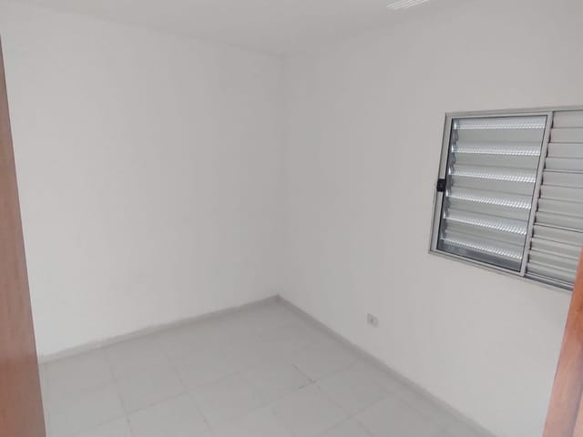 Apartamento 1 quarto e 1 banheiro, para alugar, no bairro Itaquera em São Paulo