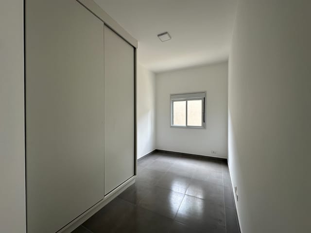 Apartamento 2 quartos e 2 banheiros, à venda ou para alugar, no bairro Paulicéia em Piracicaba