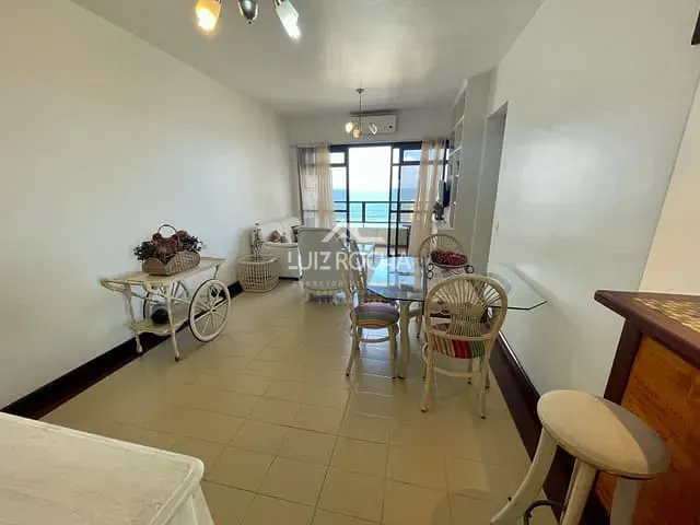 Apartamento com 143m² 3 quartos e 2 banheiros, à venda, no bairro Pitangueiras em Guarujá