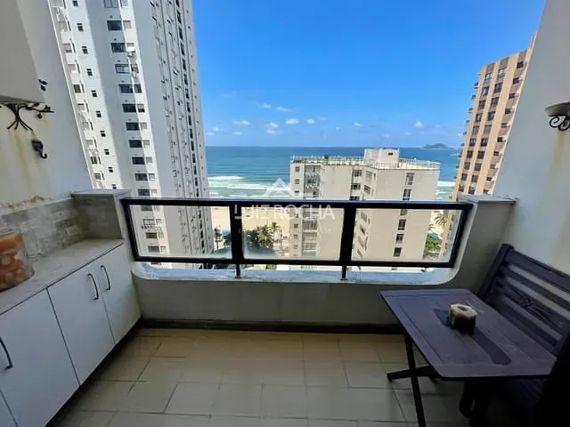 Apartamento com 143m² 3 quartos e 2 banheiros, à venda, no bairro Pitangueiras em Guarujá