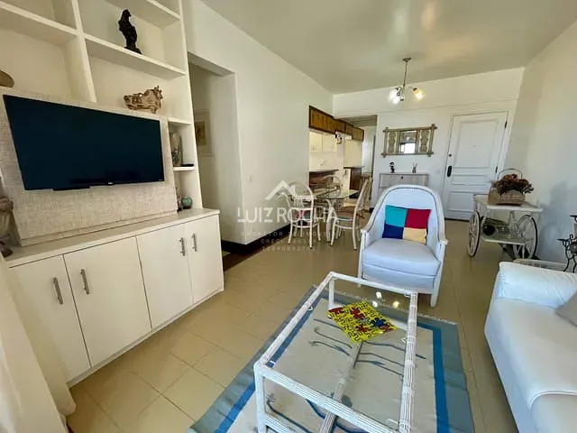 Apartamento com 143m² 3 quartos e 2 banheiros, à venda, no bairro Pitangueiras em Guarujá