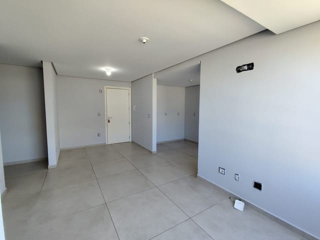 Apartamento 1 quarto e 1 banheiro, para alugar, no bairro Centro em Nova Prata