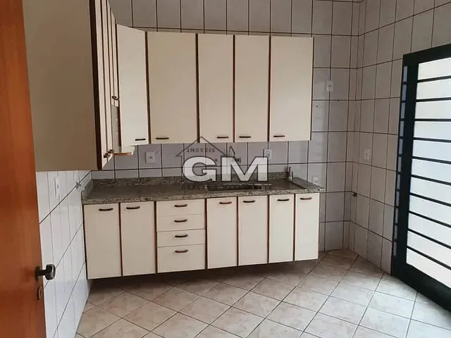 Apartamento com 172m² 3 quartos e 1 banheiro, à venda, no bairro Jardim Paulistano em Rua Dom Luiz do Amaral Mousinho