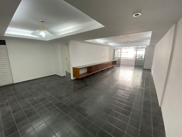 Foto do Apartamento - Apartamento com 3 dormitórios para alugar, 150 m² - Boa Viagem - Recife/PE | Ivale