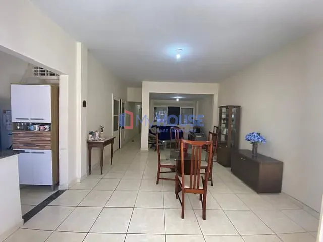 Apartamento com 109m² 3 quartos e 1 banheiro, à venda, no bairro Centro em Ilhéus