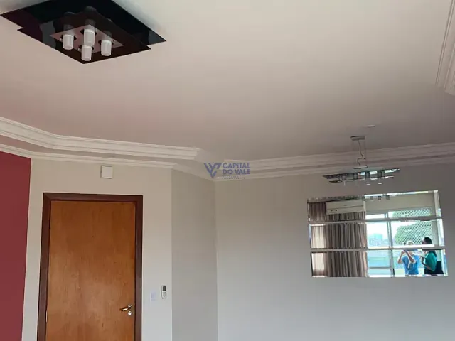Apartamento 4 quartos e 1 banheiro, à venda, no bairro Bosque dos Eucaliptos em São José dos Campos