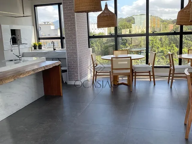 Apartamento 2 quartos e 2 banheiros, à venda, no bairro Tabuleiro em Camboriú