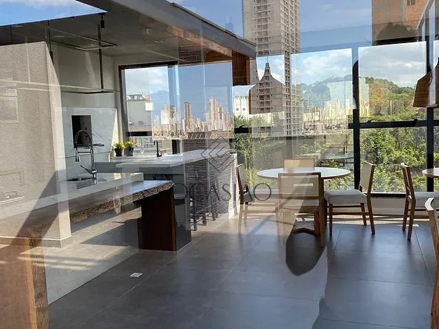 Apartamento 2 quartos e 2 banheiros, à venda, no bairro Tabuleiro em Camboriú